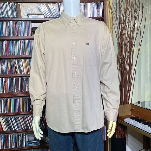 Tommy Hilfiger Classic Oxford Button Down Shirt - Picture 2 of 13